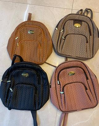 Mochila De Couro Com 3 Bolsos